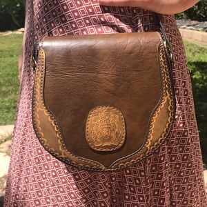 Parisian leather cross-body bag